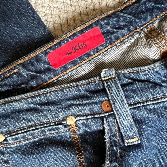 AG “The Kiss” Jeans - Picture 4 of 13